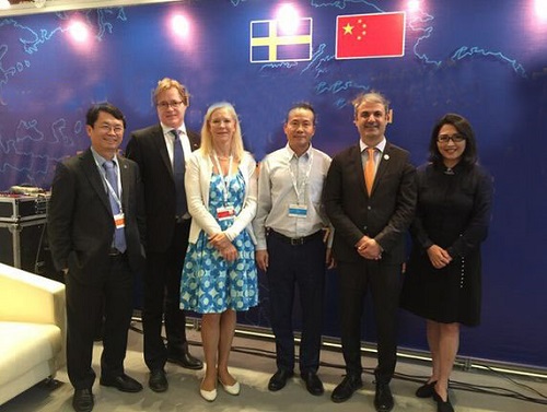 新華網采訪能源部長會議，赫茲曼被譽為&ldquo;中瑞合作典范&rdquo;